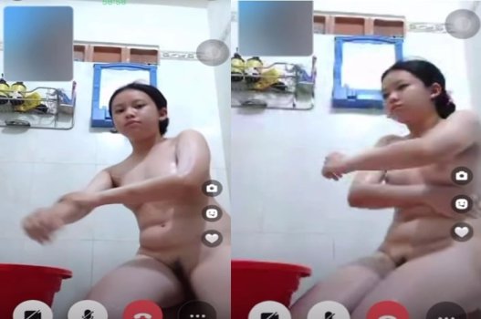 Bùi Trúc Nhi đang làm tình dục mạnh mẽ trong tình hình căng thẳng đáng kể