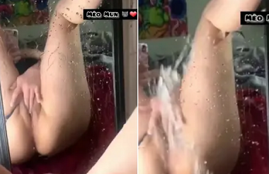 Kẹo ngọt có nước tuôn