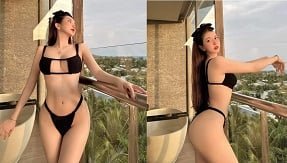 Đụ doggy em mông khủng quá đã